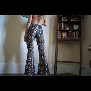 Flowy 70s babe pants 🌀🕺🏻🌞